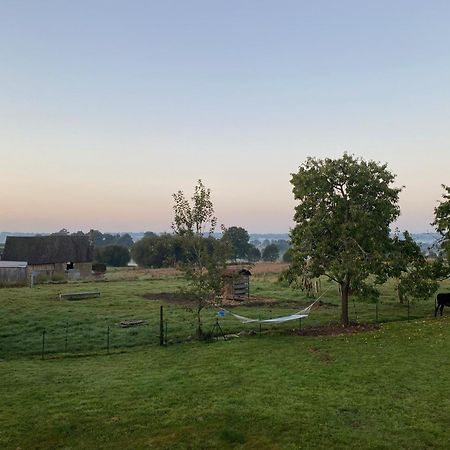 Entire Farm House Stay, La Gerouardiere Barenton Εξωτερικό φωτογραφία