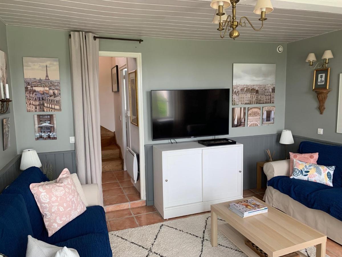 Entire Farm House Stay, La Gerouardiere Barenton Εξωτερικό φωτογραφία