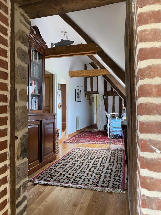 Entire Farm House Stay, La Gerouardiere Barenton Εξωτερικό φωτογραφία
